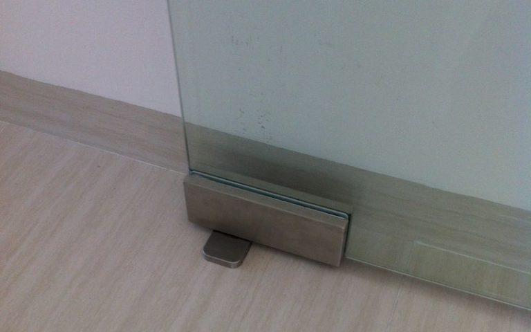 Novaglass_HerrajesColcom2-min